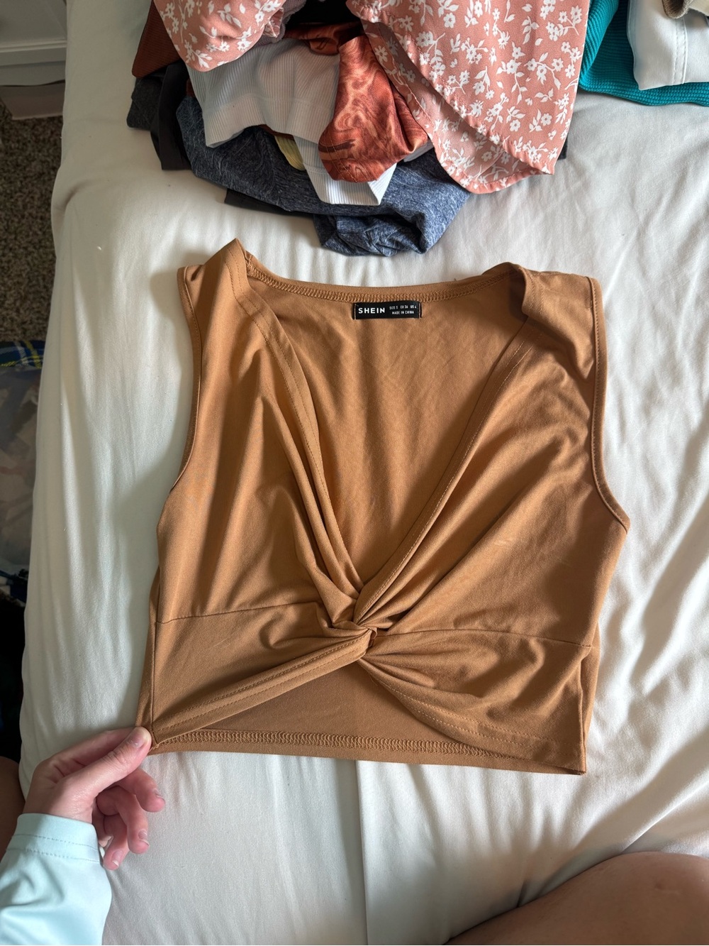 SHEIN Camel Twist-Front Cropped Tank Top - Picture 2 of 2